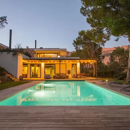 House By Abahana Villas